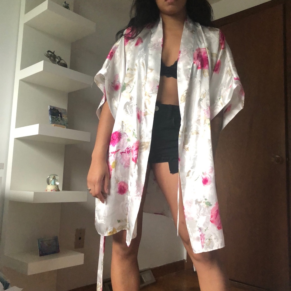 Kimono/Robe - Picture 3 of 4